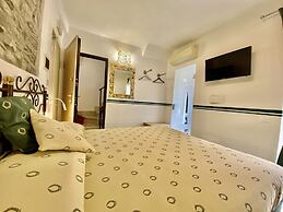Giovanni Rooms Manarola