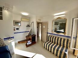 Giovanni Rooms Manarola