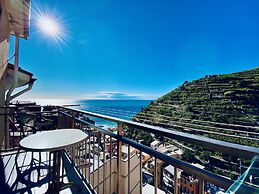 Giovanni Rooms Manarola