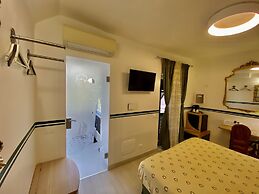 Giovanni Rooms Manarola