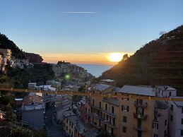 Giovanni Rooms Manarola