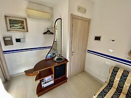 Giovanni Rooms Manarola