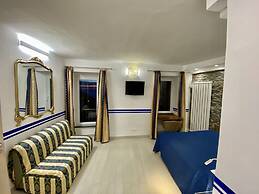 Giovanni Rooms Manarola