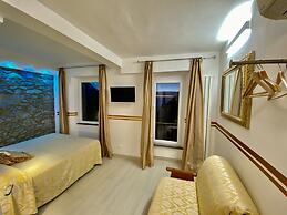 Giovanni Rooms Manarola