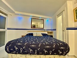 Giovanni Rooms Manarola