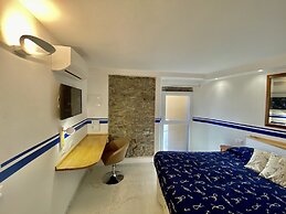 Giovanni Rooms Manarola