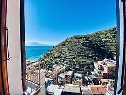 Giovanni Rooms Manarola