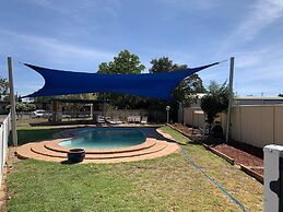 Orana Windmill Motel