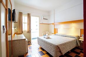 Oscar Hotel