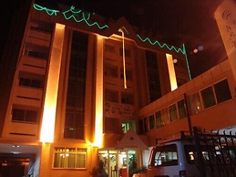 Adot Tina Hotel