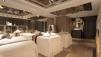 Splendid Star Grand Hotel & Spa