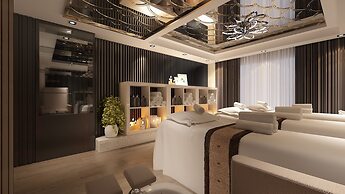 Splendid Star Grand Hotel & Spa