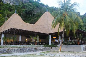 Apulit Island Resort