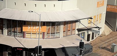 Jephson Hotel & Apartments