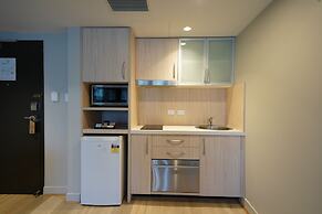 Jephson Hotel & Apartments