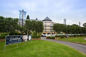 Drayton Manor Hotel