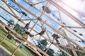Drayton Manor Hotel