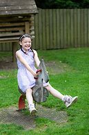 Drayton Manor Hotel