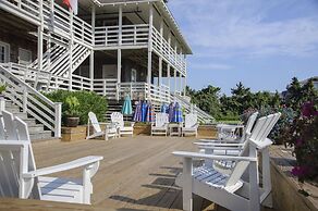 The First Colony Inn