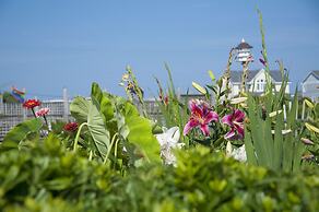 The First Colony Inn