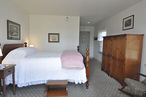 The First Colony Inn