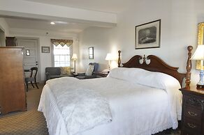 The First Colony Inn