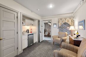 The First Colony Inn