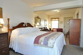 The First Colony Inn