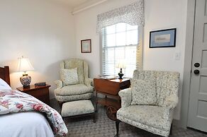 The First Colony Inn