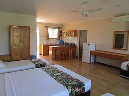 Wailoaloa Beach Resort Fiji