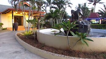 Wailoaloa Beach Resort Fiji