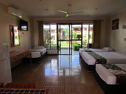 Wailoaloa Beach Resort Fiji