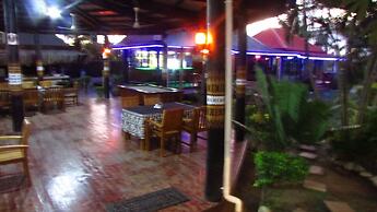 Wailoaloa Beach Resort Fiji