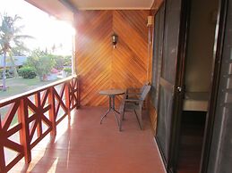 Wailoaloa Beach Resort Fiji