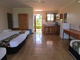 Wailoaloa Beach Resort Fiji