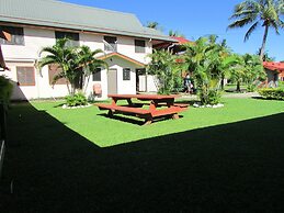 Wailoaloa Beach Resort Fiji