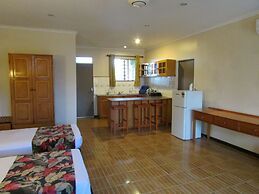 Wailoaloa Beach Resort Fiji