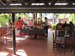 Wailoaloa Beach Resort Fiji