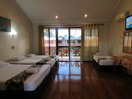 Wailoaloa Beach Resort Fiji