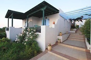 Pirgos Stelida Hotel