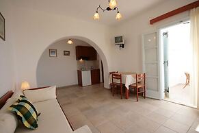 Pirgos Stelida Hotel