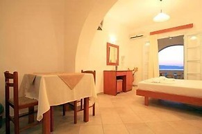 Pirgos Stelida Hotel