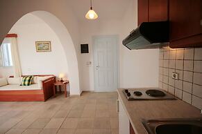 Pirgos Stelida Hotel