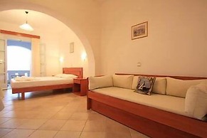 Pirgos Stelida Hotel