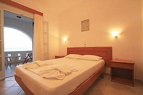 Pirgos Stelida Hotel