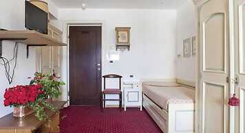 Hotel Cir