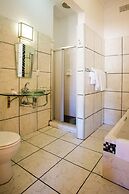 Montagu Country Hotel