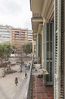 Ally's Guest House Barcelona B&B