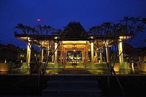 Jadul Adarapura Resort & Spa