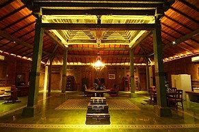 Jadul Adarapura Resort & Spa